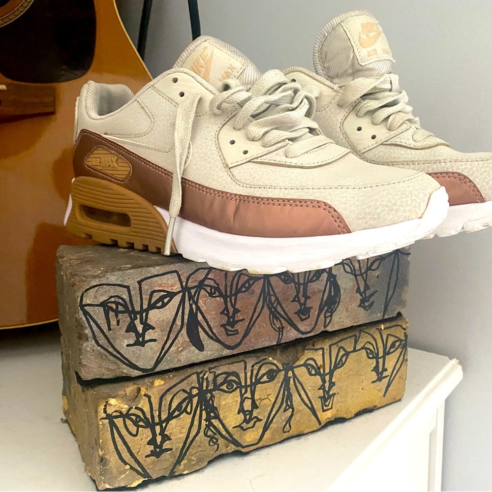 Nike Air Max Ladies 6.5